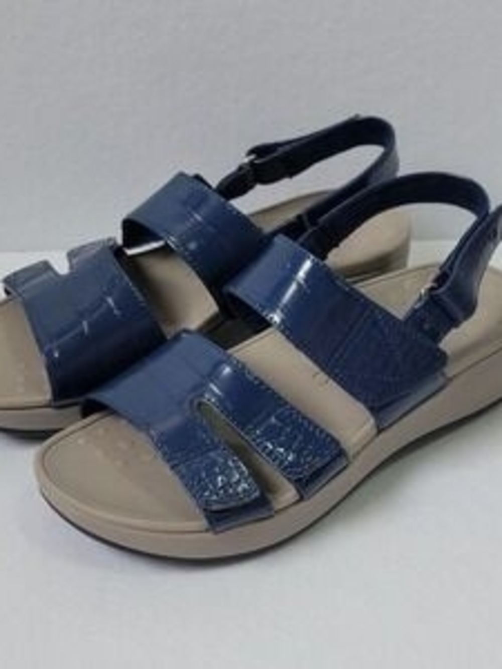 Vionic Roma Blue Croc- Embossed Patent Leather Platform Sandals